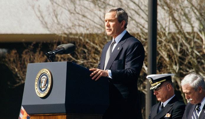 George W. Bush considered to have IQ 125 holding a speech 